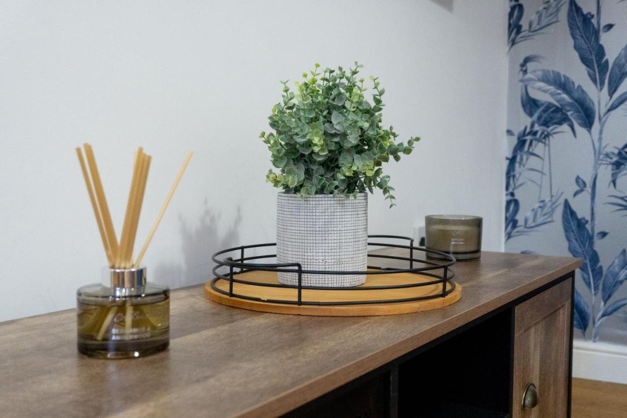 Heartland House, 7 Spacious Bedrooms Sleeps 4 Plus, Near Nec, Jlr,Bhx 버밍엄 외부 사진