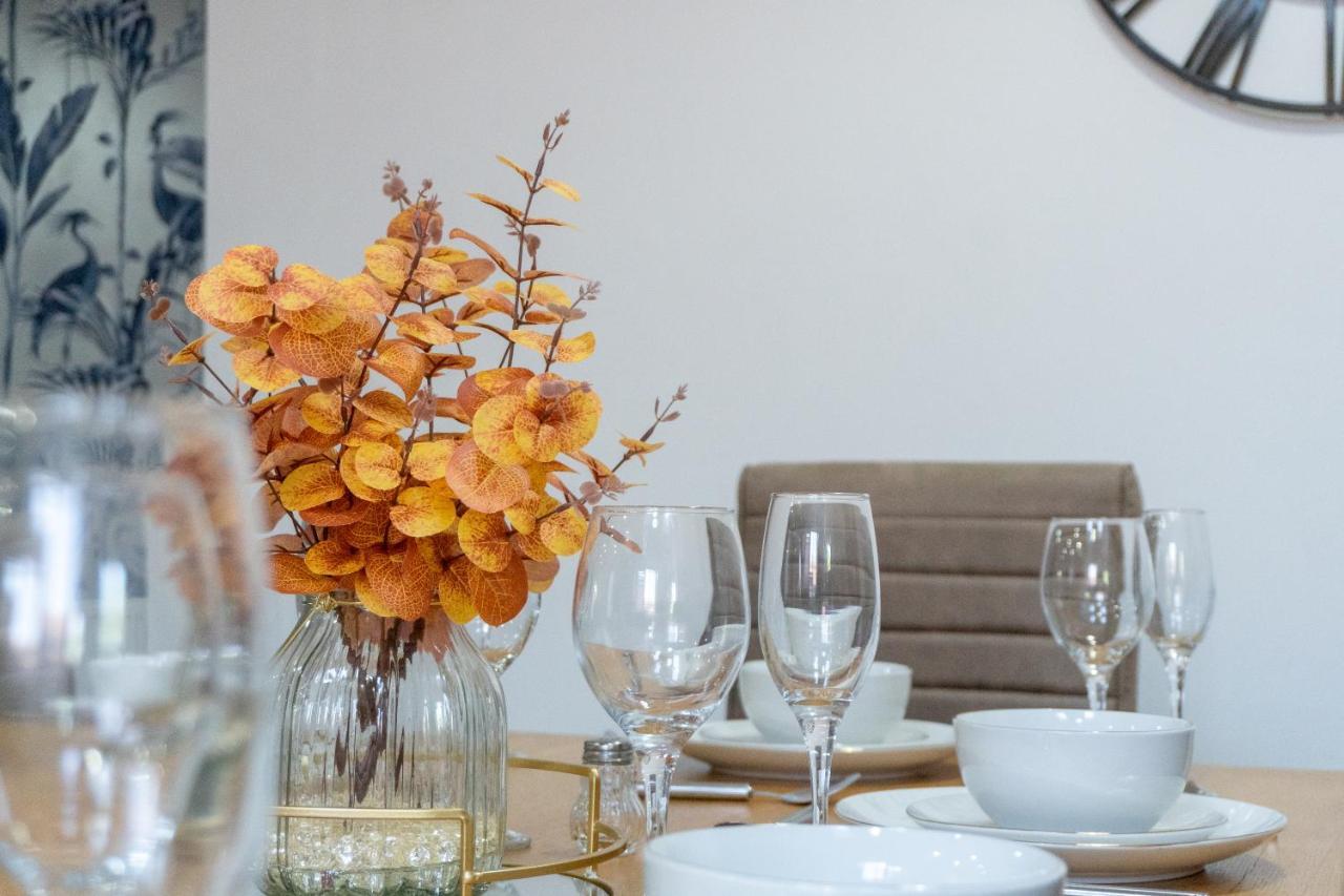 Heartland House, 7 Spacious Bedrooms Sleeps 4 Plus, Near Nec, Jlr,Bhx 버밍엄 외부 사진
