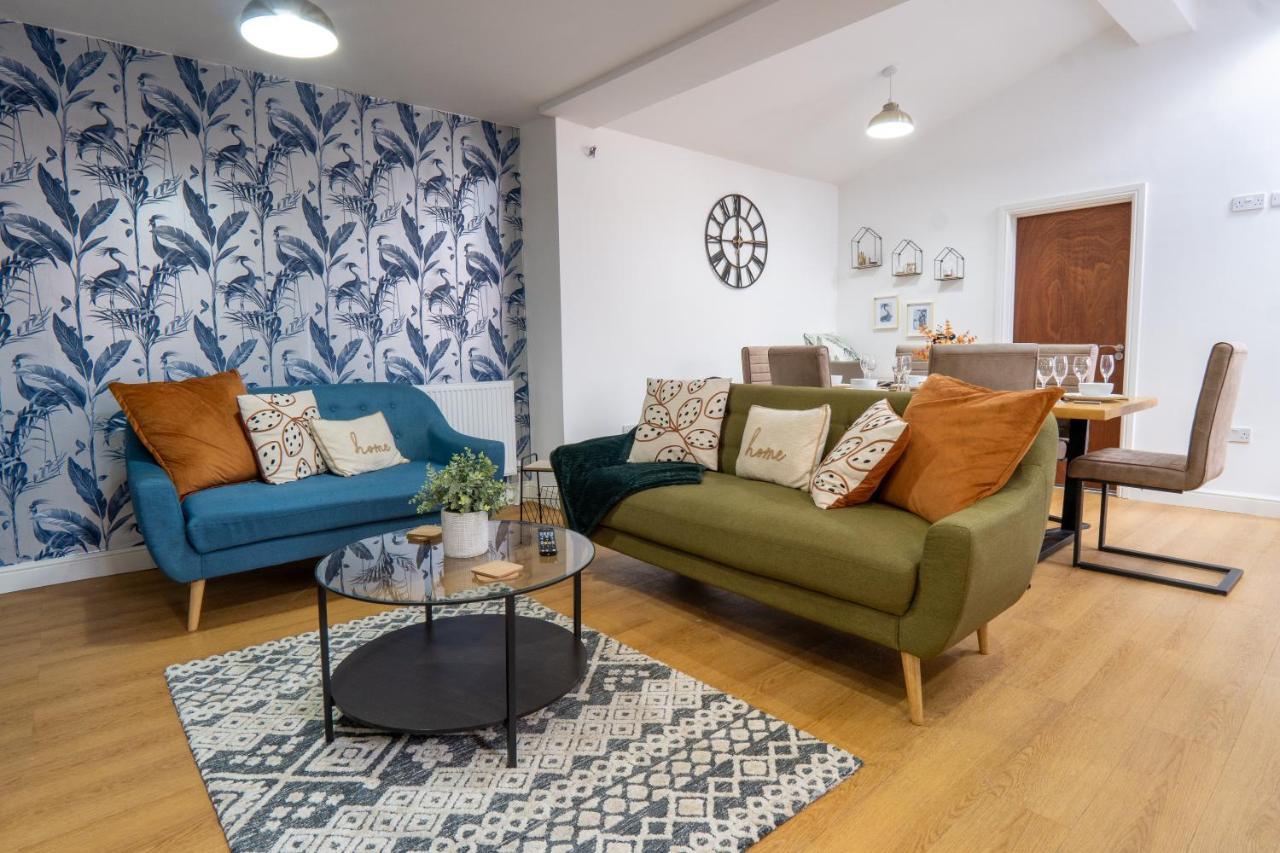 Heartland House, 7 Spacious Bedrooms Sleeps 4 Plus, Near Nec, Jlr,Bhx 버밍엄 외부 사진