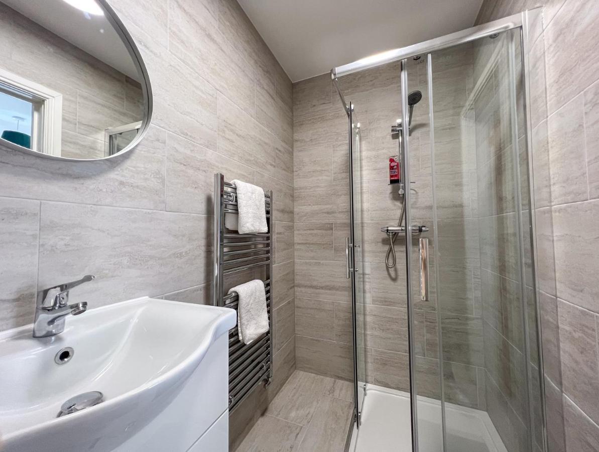 Heartland House, 7 Spacious Bedrooms Sleeps 4 Plus, Near Nec, Jlr,Bhx 버밍엄 외부 사진
