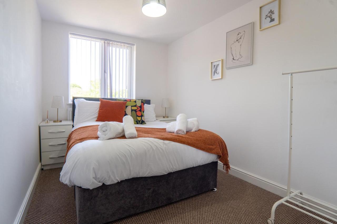 Heartland House, 7 Spacious Bedrooms Sleeps 4 Plus, Near Nec, Jlr,Bhx 버밍엄 외부 사진