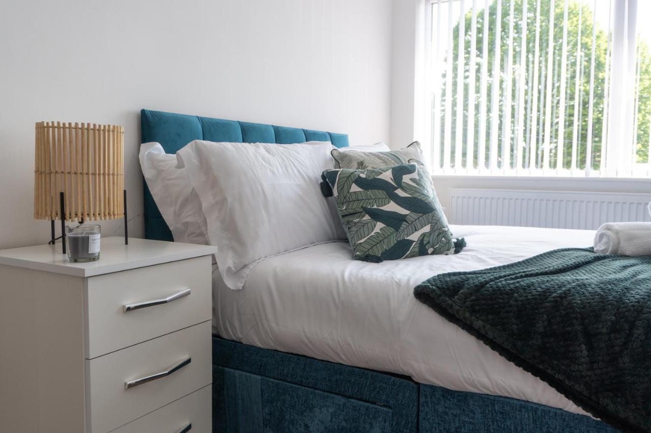 Heartland House, 7 Spacious Bedrooms Sleeps 4 Plus, Near Nec, Jlr,Bhx 버밍엄 외부 사진